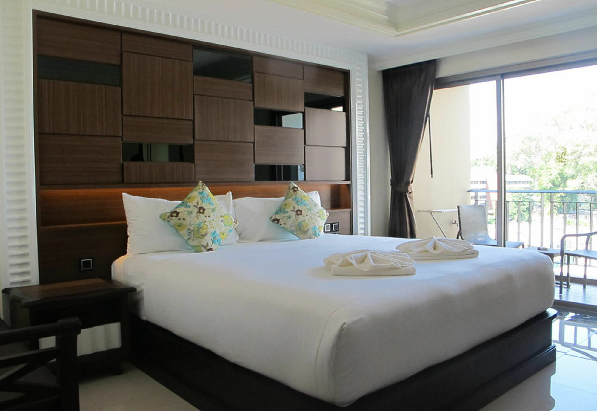 March Hotel Pattaja Kültér fotó