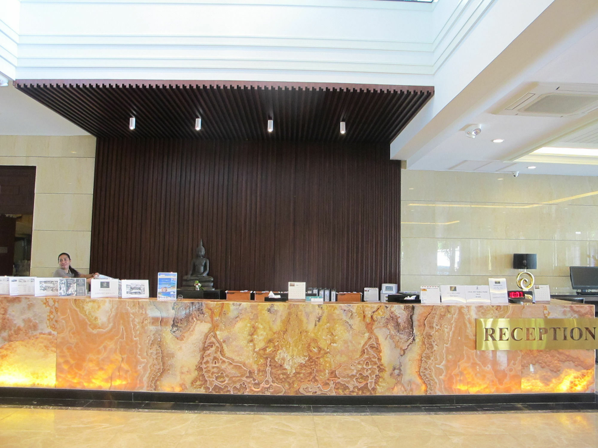 March Hotel Pattaja Kültér fotó